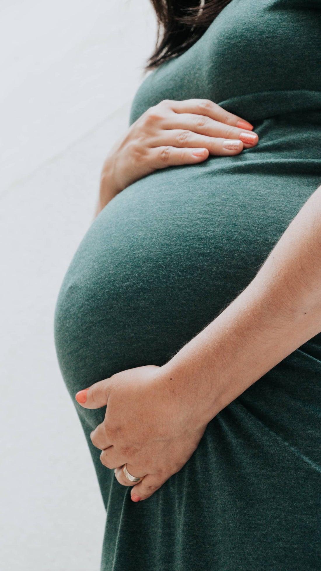 How Much Omega-3 & DHA Do You Need When Pregnant?